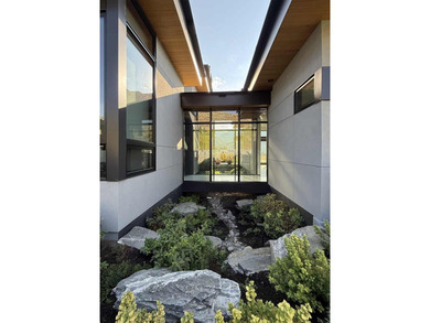 Stunning single-level Mountain Modern home with exceptional - photo 43