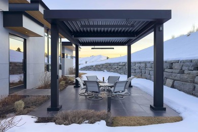Stunning single-level Mountain Modern home with exceptional - photo 45