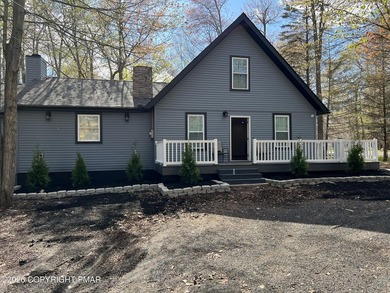 Lake Carobeth Home For Sale in Tobyhanna Pennsylvania