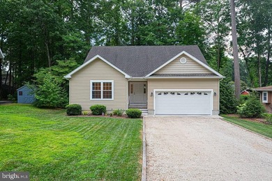Beautifully maintained and gently used as a second home, this - photo 1