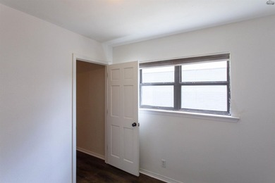 Completely updated 4BR, 2BA home near Lake Wichita! Open floor - photo 20
