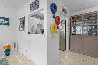Spacious 1 bedroom, 1.5 bath second floor unit in the desirable - photo 8