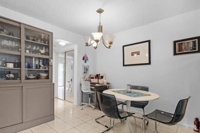 Spacious 1 bedroom, 1.5 bath second floor unit in the desirable - photo 9