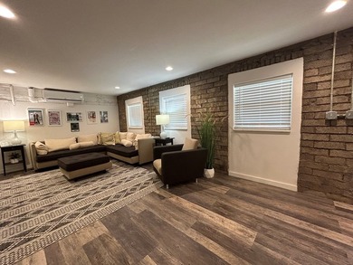 Single story 1920's cottage renovated to be a 3/2 with full - photo 37