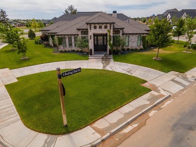 Amazing custom built home in the sought after gated community at - photo 45