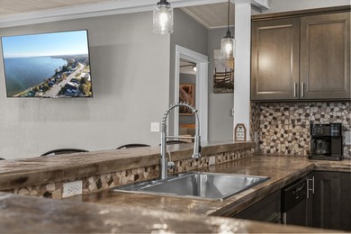 Super unique property offering the perfect blend of luxury, fun - photo 9