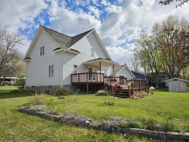 Lake Home For Sale in Lewellen, Nebraska