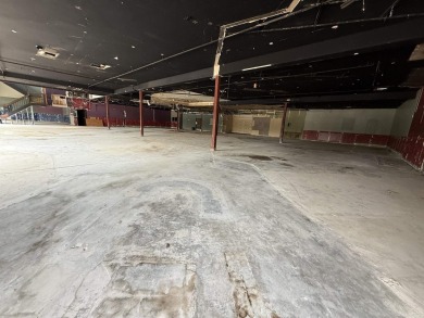 Former West End Tavern and Sekisui Restaurant Direct frontage to