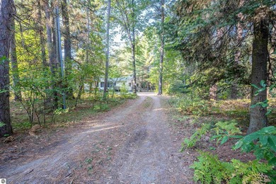 Welcome to your perfect Northern Michigan getaway or full-time - photo 2