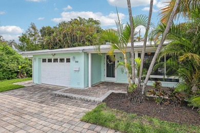 Welcome to 500 SE 8th Avenue, a beautifully updated 2-bedroom - photo 2