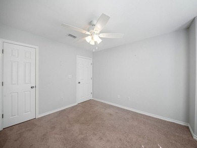 Welcome home to this beautifully updated 3-bedroom, 2-bath home - photo 20