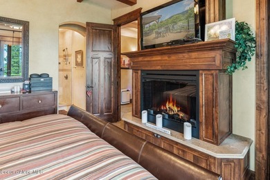 PREMIUM GOLF COTTAGE AT PRESTIGIOUS BLACK ROCK. Privately - photo 30