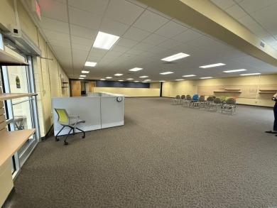 10,000 total s/f with 5,000 s/f being made up off offices and