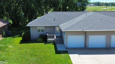 Easy Living! Enjoy Main-floor life at it finest. Features - photo 2