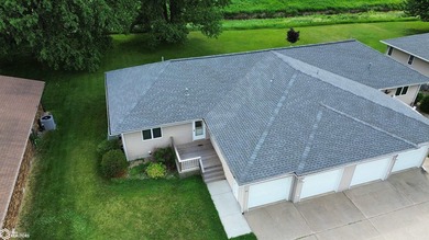Easy Living! Enjoy Main-floor life at it finest. Features - photo 4