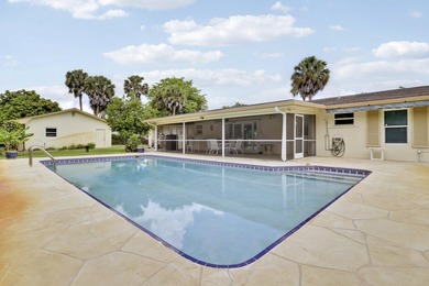 Don't miss this sprawling 3-bedroom, 2-bath CBS home, newly - photo 40