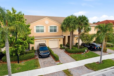 Move-In Ready Home in Colony Reserve! Beautifully and - photo 2
