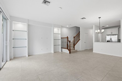 Move-In Ready Home in Colony Reserve! Beautifully and - photo 7