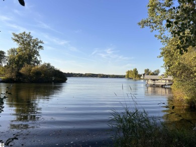 Lake Lot For Sale in Lake Isabella, Michigan