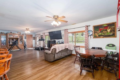 Ideal Family Retreat: This remarkable property offers an ideal - photo 12