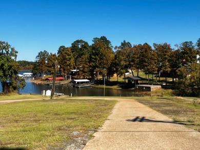 MOSTLY FURNISHED WATERVIEW PROPERTY LOCATED IN THE SOUGHT-AFTER - photo 17