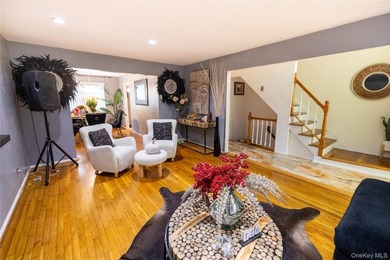 *Experience refined living in this impeccably maintained - photo 18