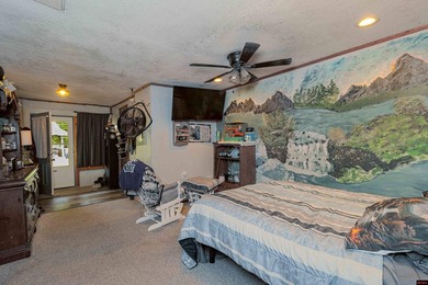 Ideal Family Retreat: This remarkable property offers an ideal - photo 27