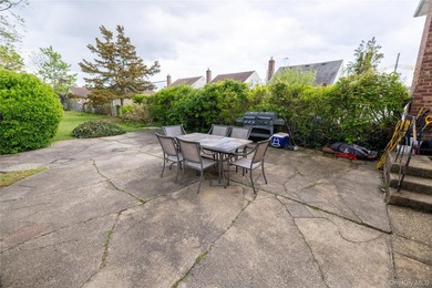 *Experience refined living in this impeccably maintained - photo 30