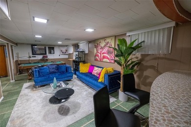 *Experience refined living in this impeccably maintained - photo 36
