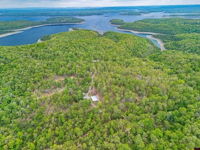 Ideal Family Retreat: This remarkable property offers an ideal - photo 46
