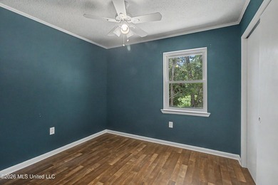 Located on a quiet cul-de-sac just north of I-10, this home - photo 13