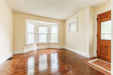 Located in the desirable Maplewood Historic District, this - photo 18