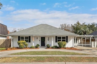 Lake Pontchartrain Home Active Under Contract in Metairie Louisiana