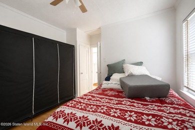Opportunity awaits in Bensonhurst! This detached 2-family home - photo 25