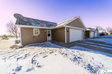 Very bright sunny open and airy end unit townhouse. They don't