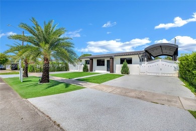 Welcome to Westchester! Situated on an 8,025 sq. ft. lot, this - photo 3