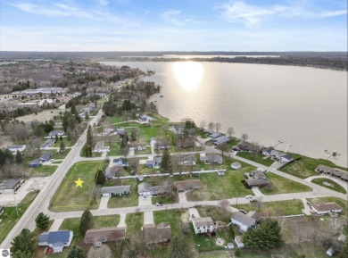 Lake Cadillac Lot For Sale in Cadillac Michigan