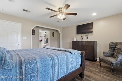Precious home situated on 1.8 acres in the highly desirable - photo 20