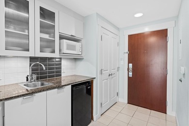 Embrace an easy coastal lifestyle with bayfront charm and - photo 24