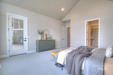 Created by Canyon Crest Homes, this gorgeous modern lodge sits - photo 29