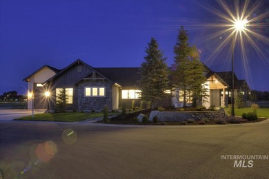 Created by Canyon Crest Homes, this gorgeous modern lodge sits - photo 44