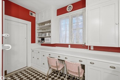 Perched on a corner lot with sweeping views of the Mississippi - photo 8