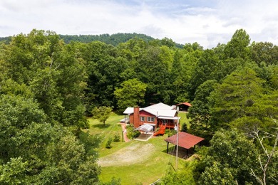 First time ever offered on the market! This well-maintained - photo 2