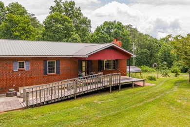 First time ever offered on the market! This well-maintained - photo 4