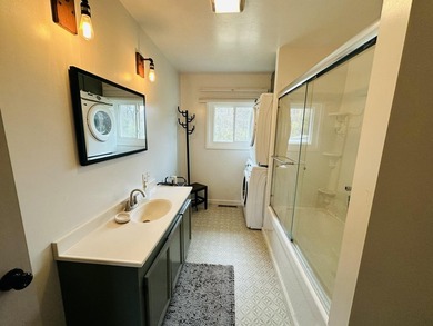 Welcome to 315 Pam Drive, Berrien Springs, MI! This fully - photo 14