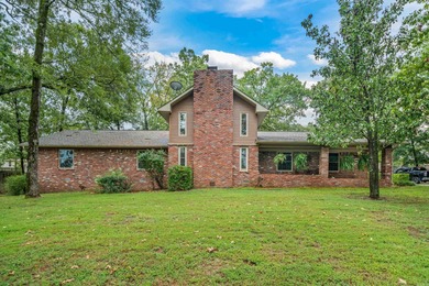 Lake Hamilton Home For Sale in Hot Springs Arkansas