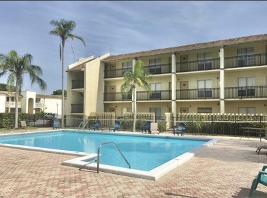 FOR SALE - Investor Friendly Condo! Second-floor 1 bedroom, 1 - photo 34