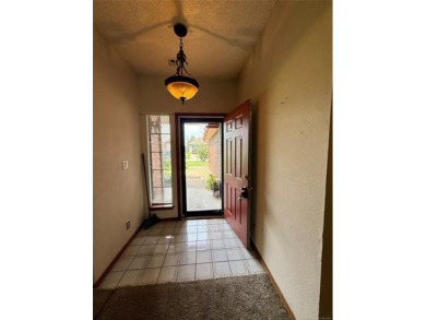 All-brick 3 bedroom, 2 bath home in Kendalwood IV. Features