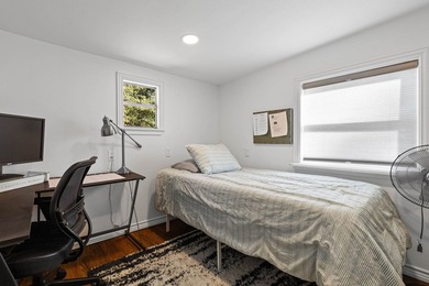 Escape to the lake with this charming and fully renovated - photo 22