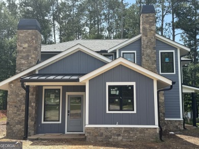 Lake Townhome/Townhouse For Sale in Hartwell, Georgia